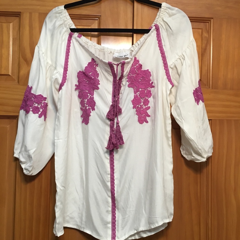 Line & Dot Revolve Alicia Cream Peasant Blouse Size Small